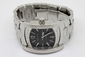 ブルガリ　アショーマのオーバーホールとベルト修理・料金の紹介です。