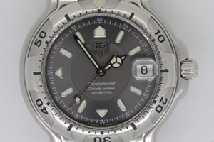 タグホイヤーWH5112-K1シリーズ　リューズ修理・料金の紹介です。