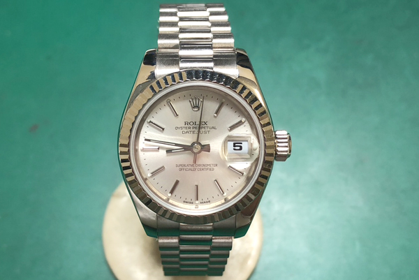 ROLEX ロレックス デイトジャスト レディース ホワイトゴールド　オーバーホール、研磨及び部品交換修理　料金のご紹介