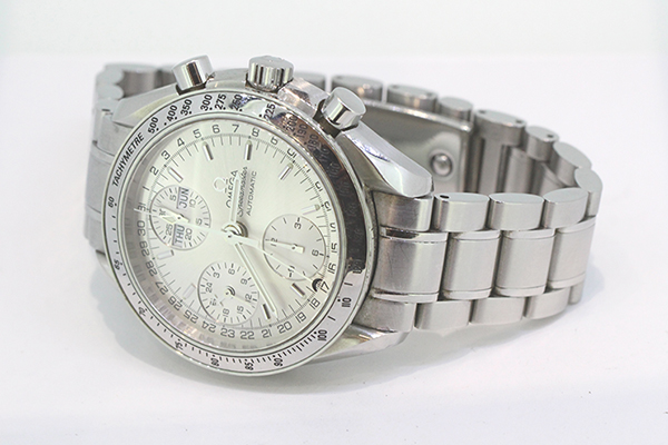 オメガ スピードマスター デイデイト(OMEGA SPEEDMASTER DAYDATE)3523.30 メンズ 修理事例1