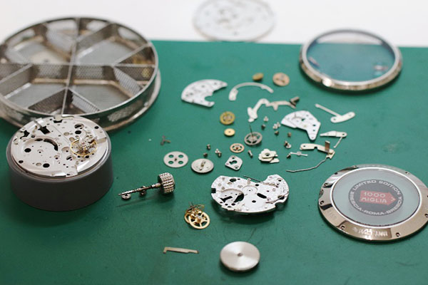 Chopard（ショパール）ミッレミリア GTXL クロノグラフ(型番168459-3037) Mille Miglia Gran Turismo XL Chronograph 修理事例8